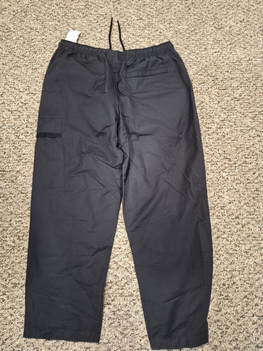 Jordan Nike Men’s Gray Essential Woven Pants - XL (FN4539-010)